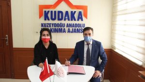 KUDAKA'dan İspir Hanımeli Kooperatifi'ne markalaşma desteği