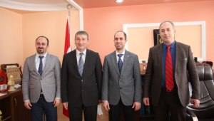 Oltu Meslek Yüksek Okulunda devir teslim töreni yapıldı