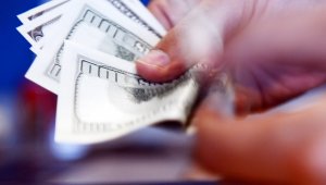 Serbest piyasada döviz fiyatları