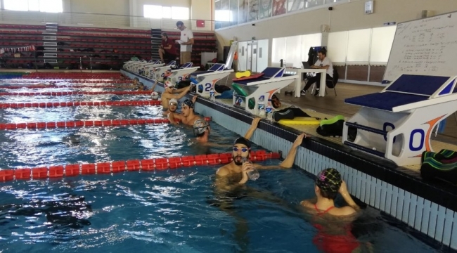 Yüzme Milli Takımı, Erzurum'da kampa girdi