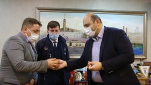 Zabıtanın örnek davranışına ödül...