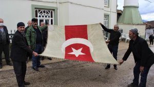  300 yıllık bayrak...