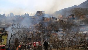 Bu köy üçüncü kez yandı