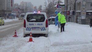 Erzurum'da kış geri geldi