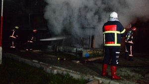 Eşine kızdı evi yaktı