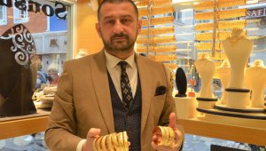 Sahte altın takılar, kimi zaman gerçeğinden ayırt edilemiyor