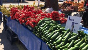 Semt pazarında zam şampiyonu biber oldu