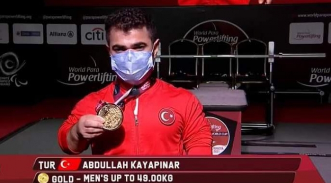 Sivaslı 'Minik Herkül' dünya şampiyonu oldu!