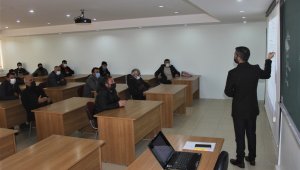 Aylık 5 bin lira maaşla çalıştıracak çoban bulamıyorlar