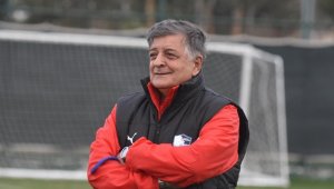 BB Erzurumspor, Yılmaz Vural'la umutlandı