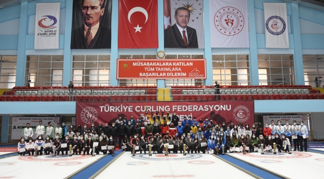Curling Süper Lig'in şampiyonu Çelebispor ile Narmanspor oldu
