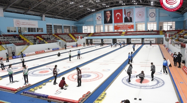 Curlingte final heyecanı