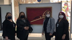 Keteci ve Dinçer'in "Farklı Bakış" hat sergisi beğeni topladı