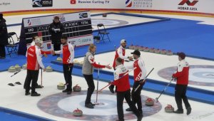 Türkiye Curling de şampiyonluğa koşuyor