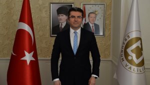  Vali Memiş: "Ağır bir hastalık dönemi geçirdim"