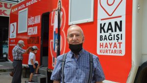 'Covid-19 tedavisi gören ve aşı olanlar da kan bağışında bulunabilir'