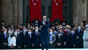 Cumhurbaşkanı Erdoğan: "Taksim Cami, Ayasofya Cami Kebir'ine verdiğimiz bir selam, fethi 568'inci yıldönümüne hediye"