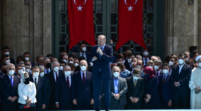 Cumhurbaşkanı Erdoğan: "Taksim Cami, Ayasofya Cami Kebir'ine verdiğimiz bir selam, fethi 568'inci yıldönümüne hediye"