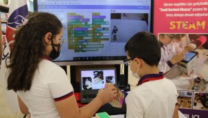 Dördüncü sınıf öğrencilerinden görme engellilerin alışverişini kolaylaştıracak proje: "Sesli Barkod Okuma"