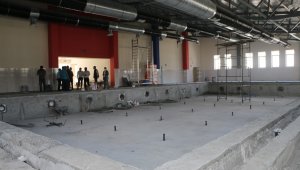 Erzurum Aziziye'de Yarı Olimpik Yüzme Havuzu'nda sona gelindi
