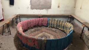 Horoz dövüşçüleri jandarmaya yakalandı