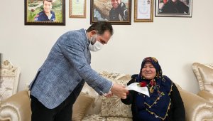 Uçar şehit annelerini unutmadı