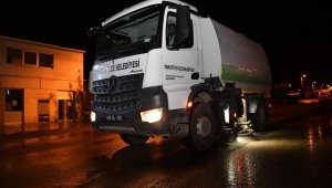 Yakutiye Belediyesi ekipleri bayram temizliğinde