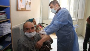 Aile hekimlerinde de 'Biontech' aşılaması başladı