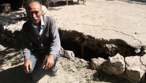 Depremde ölümden döndü, çocuklarını kurtardı, kendini ahırda buldu