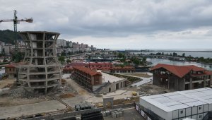 Dünyanın en büyük çay bardağı...