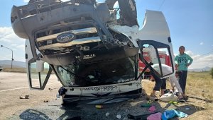 Erzurum'da feci kaza: 1'i ağır 4 yaralı