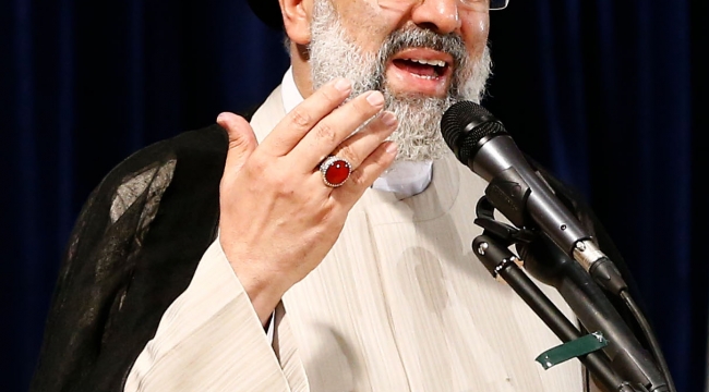 İran'da resmi olmayan sonuçlara göre cumhurbaşkanlığı seçimini Reisi kazandı