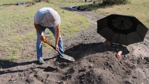 Şifayı kum banyosunda buluyorlar
