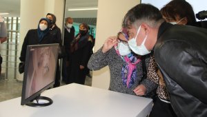 Yoğun bakım servisine yerleştirilen kameralar hastaları yakınları ile buluşturuyor