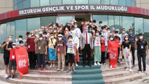 'Biz Anadoluyuz' Projesi kapsamında Erzurum'a gelen Iğdırlı öğrencilerin gezi programı tamamlandı