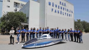 Dokuz Eylül Üniversitesi yeni güneş enerjili aracını tanıttı