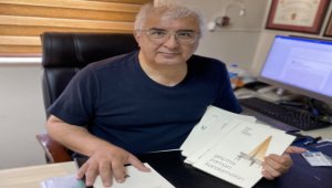 Hakan Hadi Kadıoğlu'nun 'Geçmiş Zaman Karalamaları' isimli kitabı çıktı