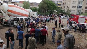 Oltu'da cami inşaatında göçük: 3 yaralı