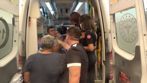 Yangından son anda kurtuldu, ambulans içerisindeki feryadı yürekleri dağladı