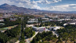 Atatürk Üniversitesi'nden Eczacılık ve Dişçilik alanında büyük başarı