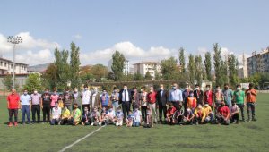 Kur'an kursu öğrencilerini futbol turnuvası sona erdi
