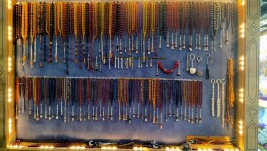 Oltu taşı bulunamayınca gençler kehribara yöneldi