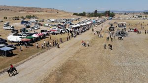 Rahvan atlar 'Zafer'e koştu