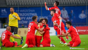 Ceddin Deden Neslin Baban; En Kahraman Türk Milleti