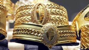 Dalgalı seyrini sürdüren altında yükseliş beklentisi