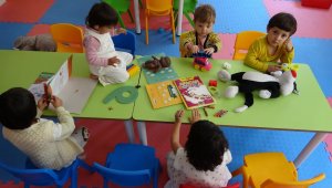 Düzensiz göçmenler ülkelerine geri gönderiliyor