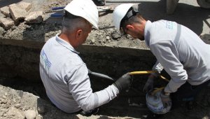 Elektrik hatlarının yer altına alınmasına devam