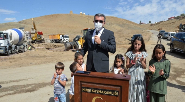 Erzurum'da 4 ilçede 4 okulun temeli atıldı