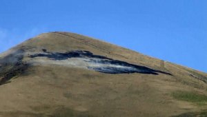Erzurum'un zirvesinden ot yangını