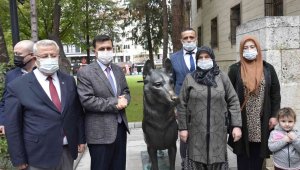 44 yıldır kayıp olan bozkurt heykeli...